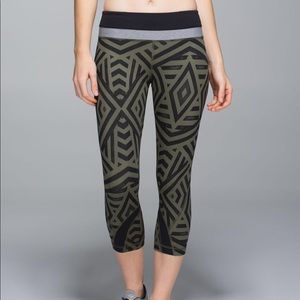 Green Chevron Run Inspire Crop